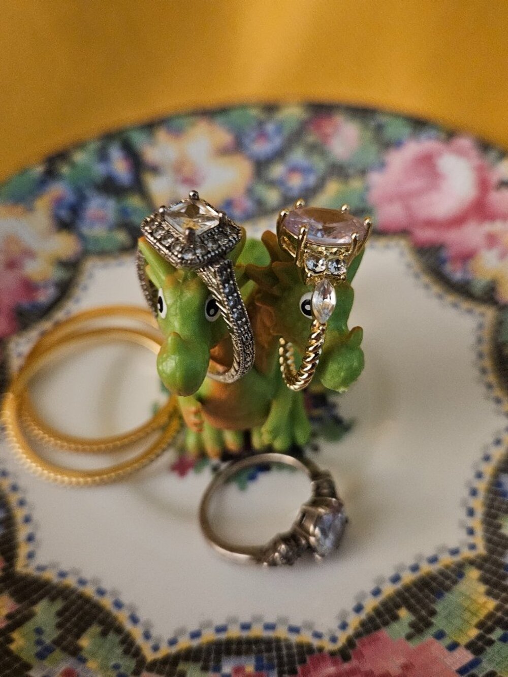 Dragon Ring Holder